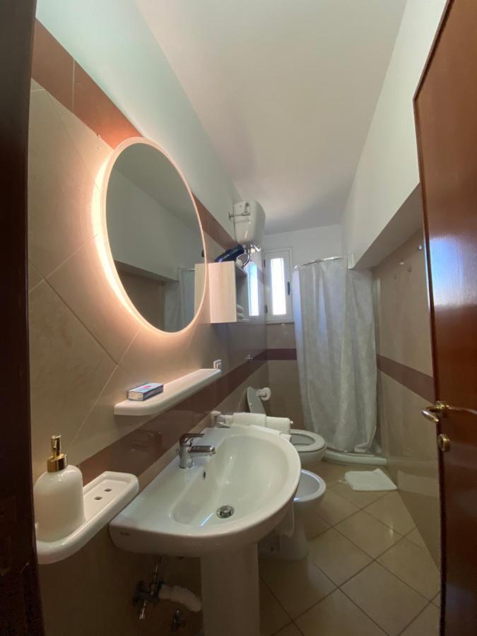 L'Attico Piazza Sant'Oronzo Bed and Breakfast Lecce Exteriör bild